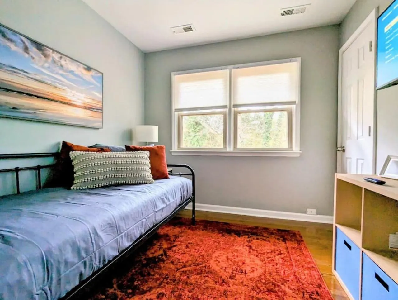Spacious Home With Work Space, Firepit, Bbq Grill Charlotte